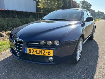 Alfa Romeo 159