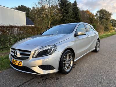 Mercedes-Benz A-Klasse 180 Ambition / AUTOMAAT / NAVI / CRUISE / 111dkm! NAP!