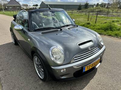 MINI Cabrio