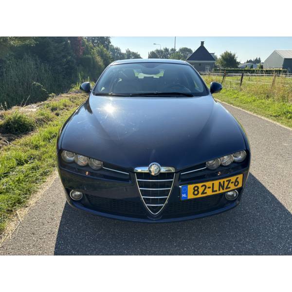 Alfa Romeo 159