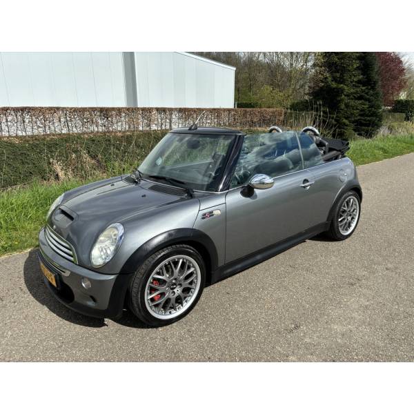 MINI Cabrio