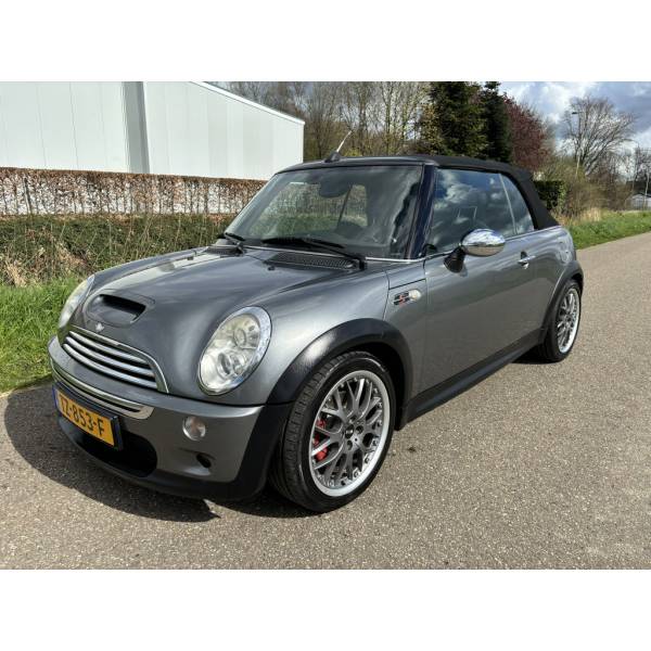 MINI Cabrio