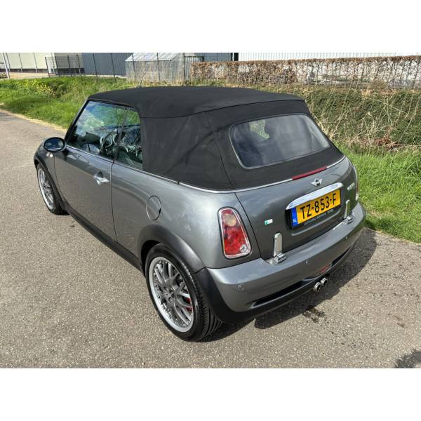 MINI Cabrio