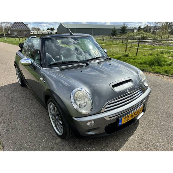 MINI Cabrio