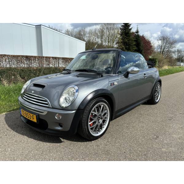 MINI Cabrio