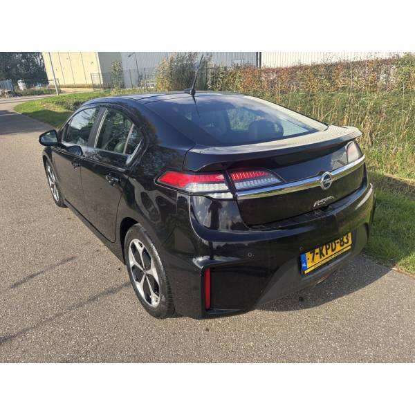 Opel Ampera